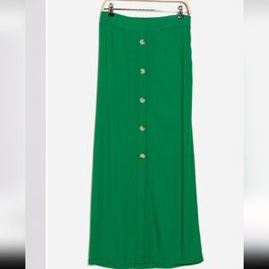 Women’s Green Button-Front Maxi Skirt🍀